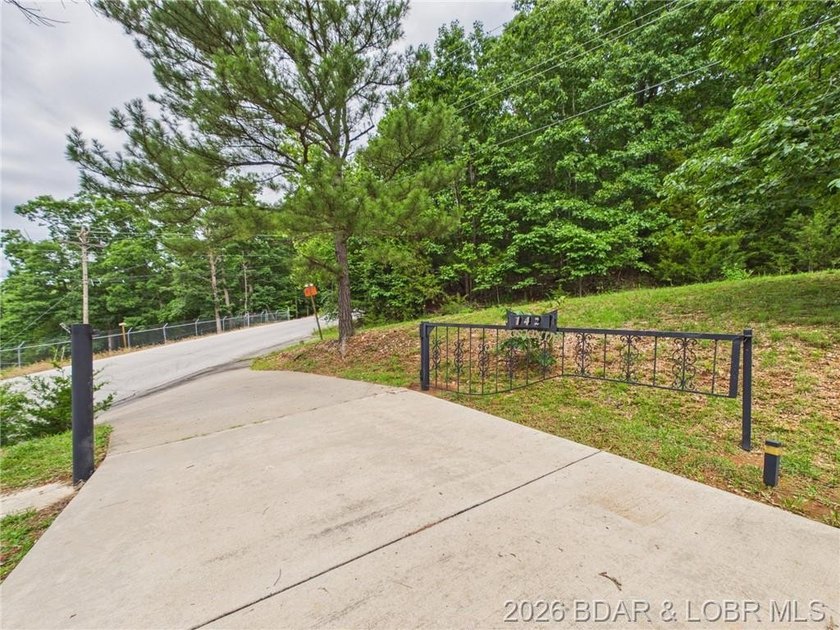 This unique property offers privacy, recreation, and endless - photo 36