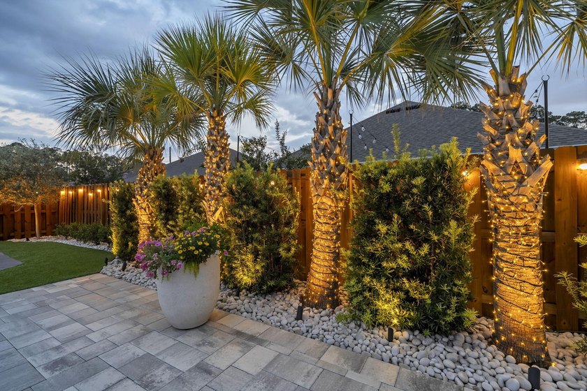 Beautifully maintained home with exceptional outdoor living! The - photo 14
