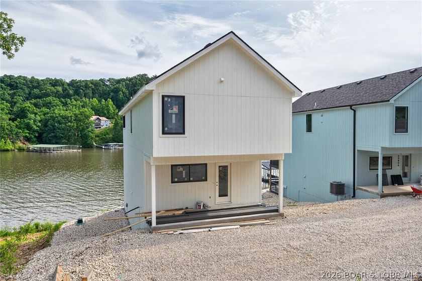 BRAND NEW LAKE HOME!!! Enjoy the lake with NEW! The perfect - photo 41