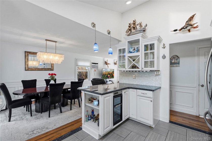 Finest South Shore Living in Prestigious Sequams Colony Welcome - photo 11