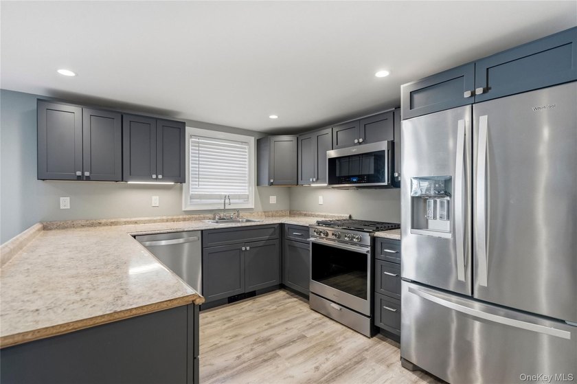 Finest South Shore Living in Prestigious Sequams Colony Welcome - photo 25