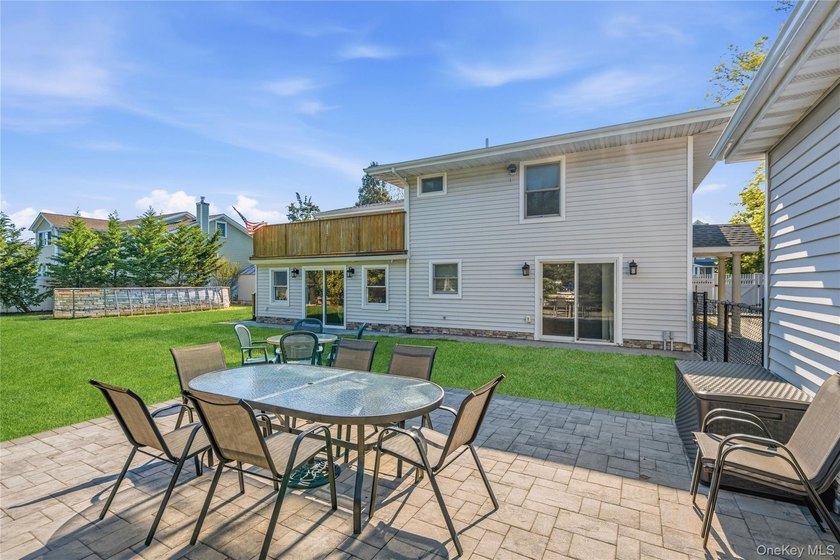 Finest South Shore Living in Prestigious Sequams Colony Welcome - photo 33