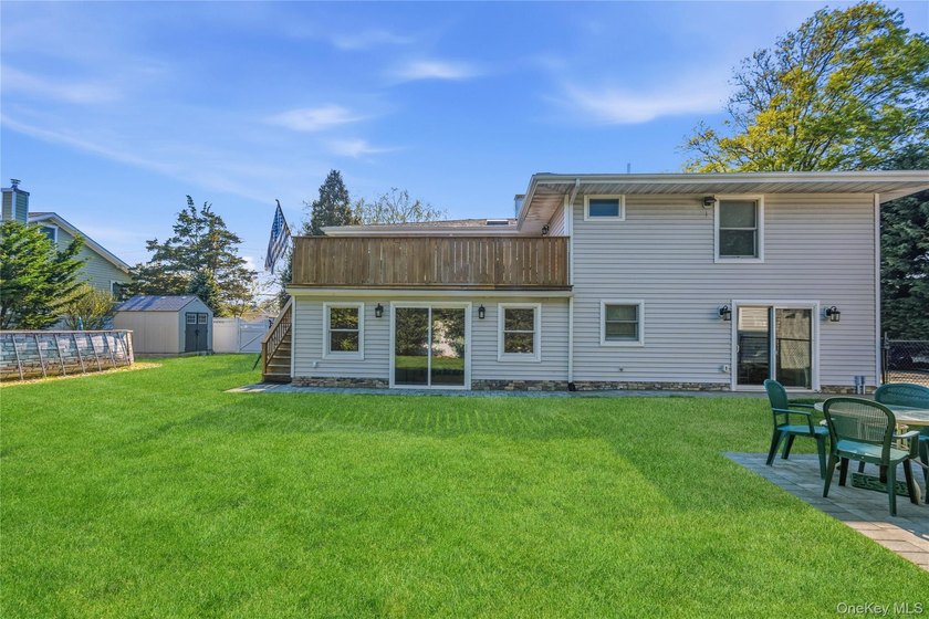 Finest South Shore Living in Prestigious Sequams Colony Welcome - photo 34
