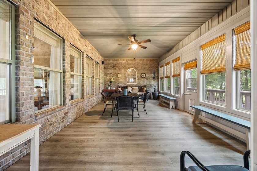 Amazing , like no other, one owner custom home within a wooded - photo 18