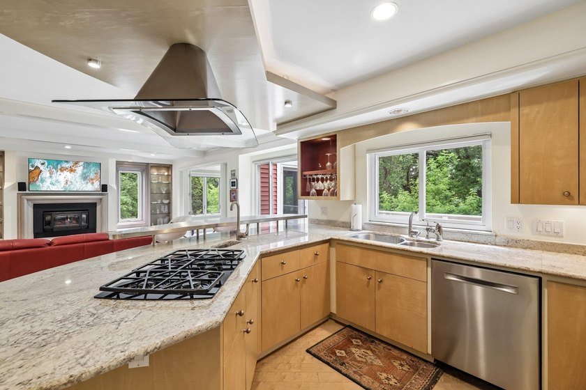 One of Tamarack Trails finest Condo's on a private wooded lot - photo 23