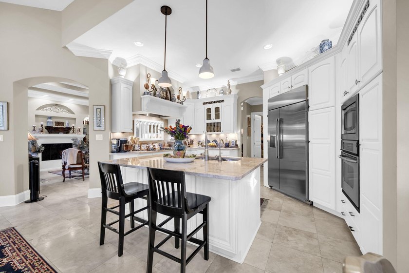 Welcome to an exceptional lakefront residence in the prestigious - photo 29