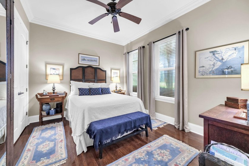 Welcome to an exceptional lakefront residence in the prestigious - photo 39