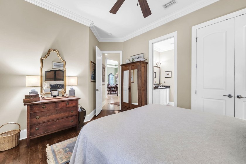 Welcome to an exceptional lakefront residence in the prestigious - photo 40