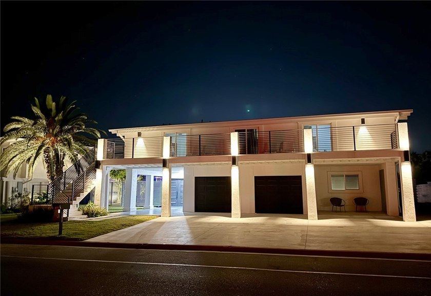 Don't miss this classy contemporary coastal charm on Key Allegro - photo 3