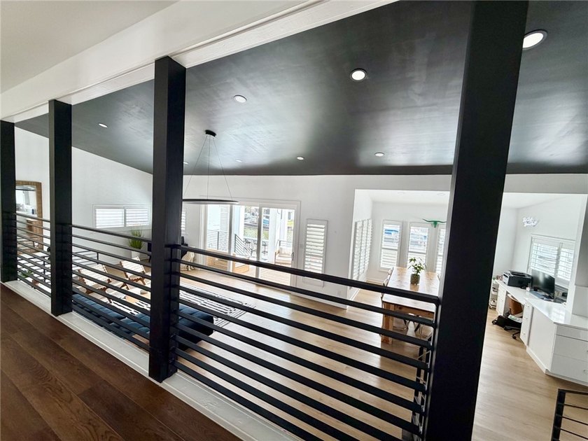 Don't miss this classy contemporary coastal charm on Key Allegro - photo 10
