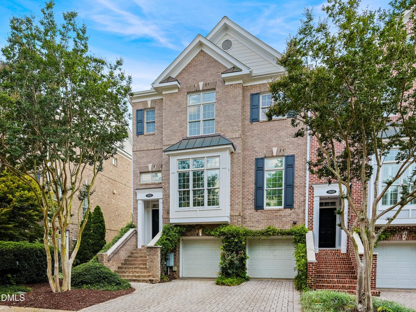 Rare custom-built brownstone with a private elevator in one of - photo 2