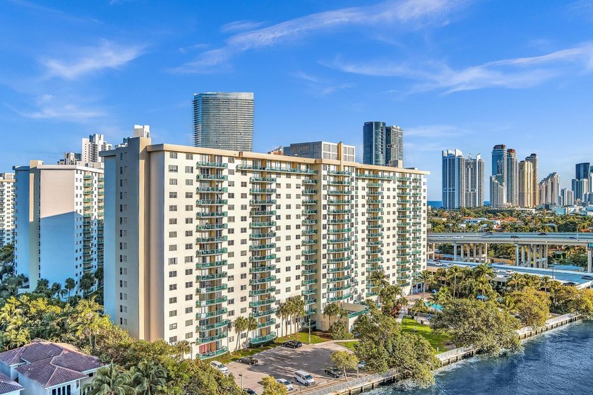2bedroom, 2bathroom condo offers the kind of everyday living - photo 46