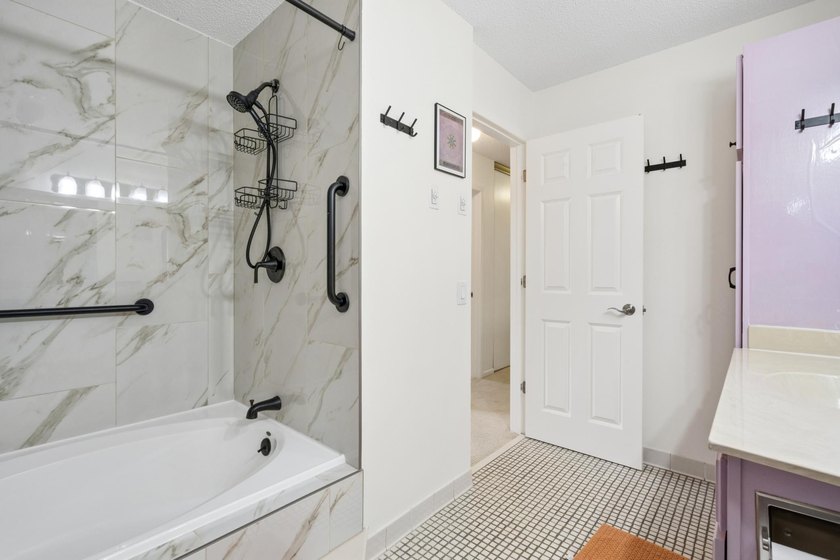 This is the one! Thoughtfully updated and beautifully maintained - photo 27