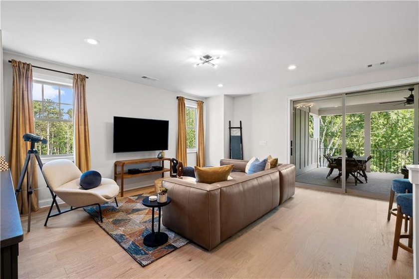 Introducing The Fordham - Estate Home by JW Collection, founded - photo 38