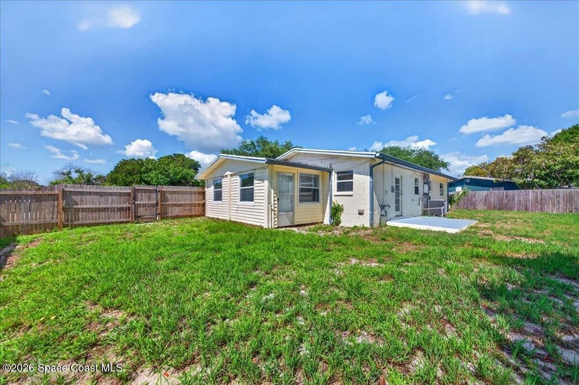 Come and see this move-in ready 3 bed 2 bath home with new - photo 3