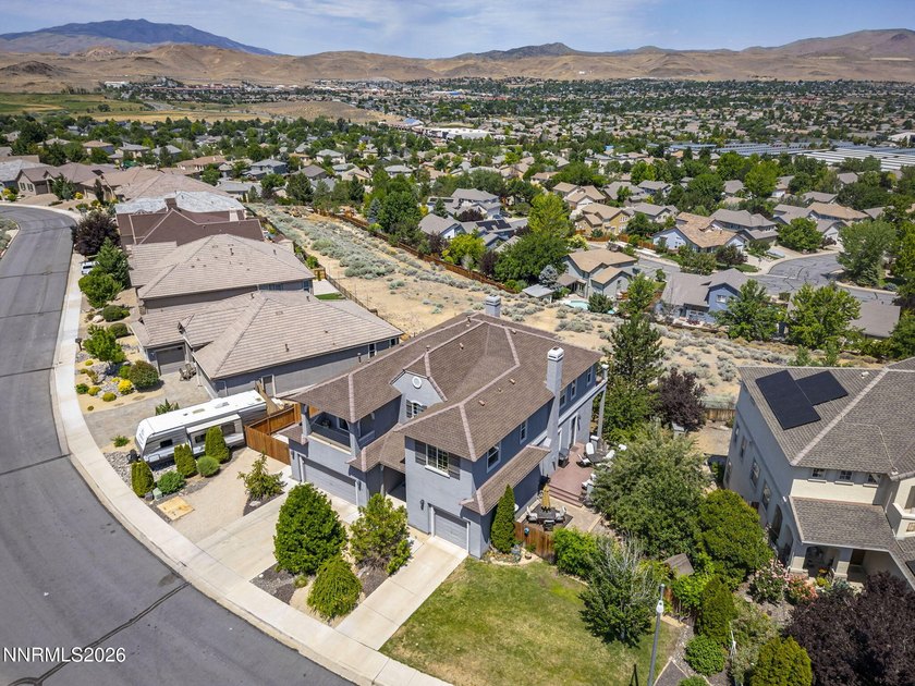 Experience breathtaking views, exceptional space, and refined - photo 48