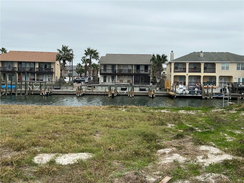 Discover an exceptional waterfront opportunity on North Padre - photo 9