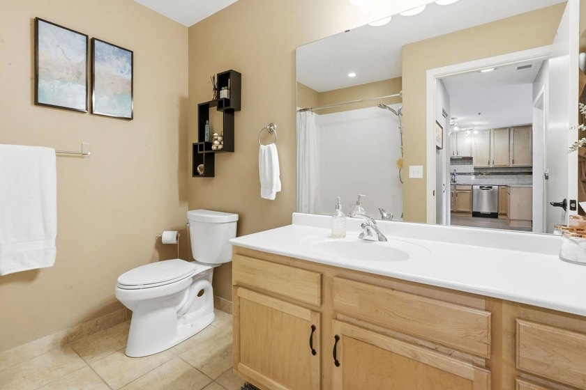 Unbeatable price and value. Live the lifestyle at Skyscape! This - photo 16