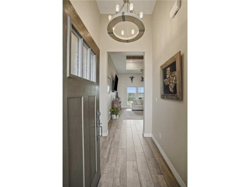 Come check out 7802 Krypton Dr. in Corpus Christi! This stunning - photo 4