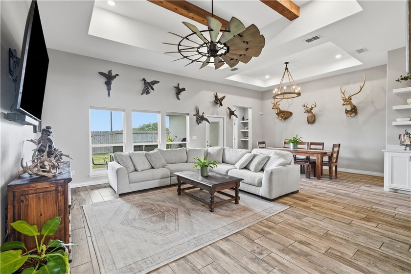 Come check out 7802 Krypton Dr. in Corpus Christi! This stunning - photo 7