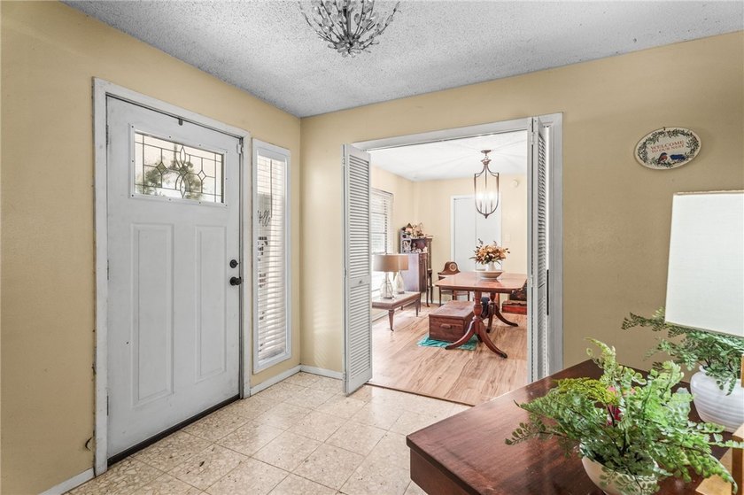 Country Living on 1.9 Acres in Sandia! Welcome to 100 County - photo 4