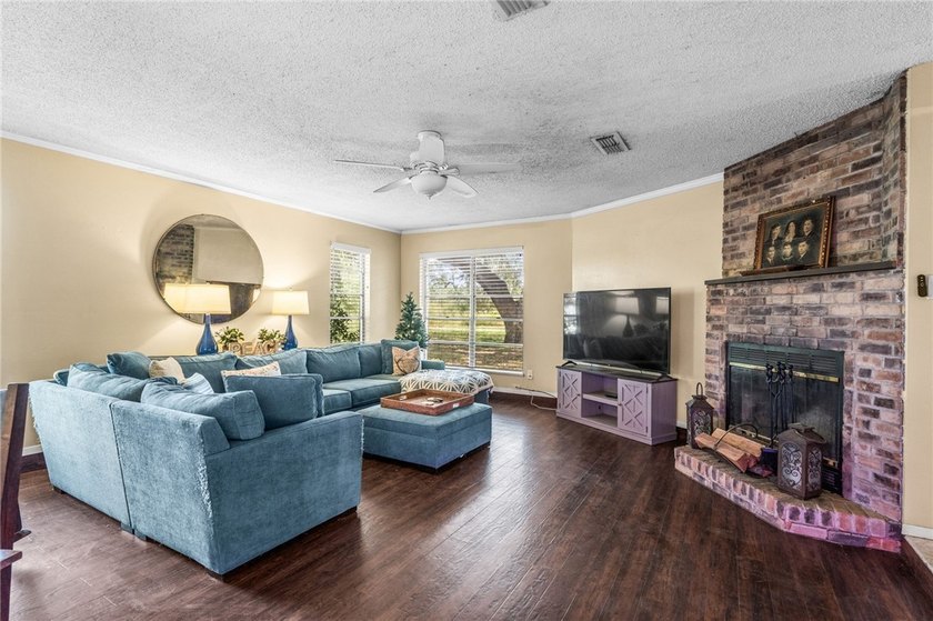 Country Living on 1.9 Acres in Sandia! Welcome to 100 County - photo 9