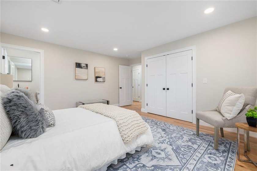 Greenwood Proper is proud to present this brand-new construction - photo 19