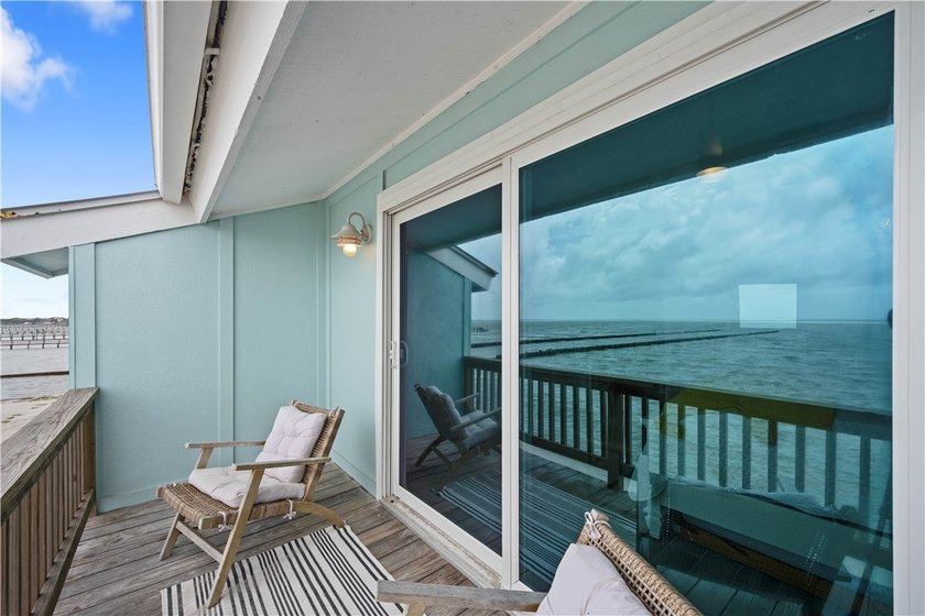 This beautifully updated waterfront condo offers 2 bedrooms plus - photo 3