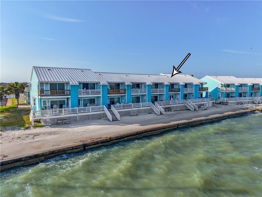 This beautifully updated waterfront condo offers 2 bedrooms plus - photo 9