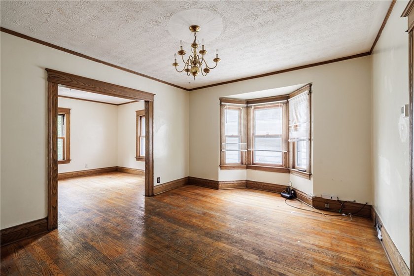 Fully vacant duplex in the Lyell/Otis neighborhood! Rare - photo 25