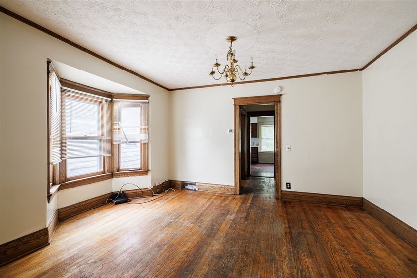 Fully vacant duplex in the Lyell/Otis neighborhood! Rare - photo 26