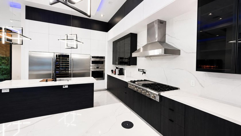 Welcome to this unique and luxurious modern Estate in Plantation - photo 15
