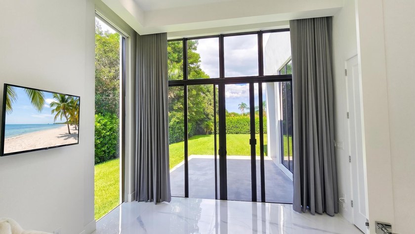Welcome to this unique and luxurious modern Estate in Plantation - photo 37