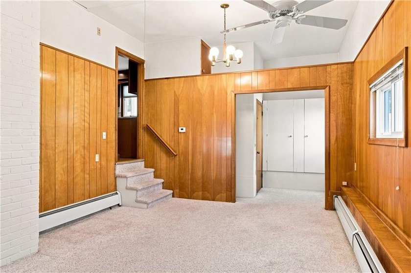 Welcome to this well-built, lovingly maintained ranch in the - photo 15