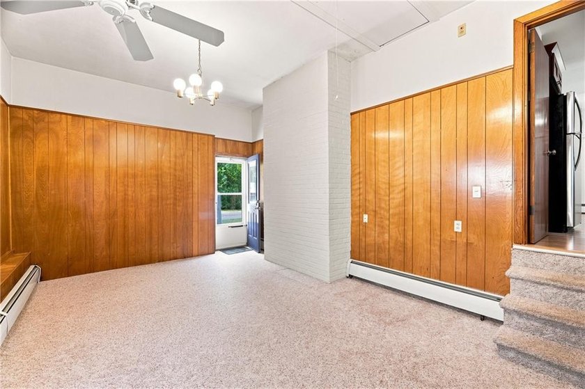 Welcome to this well-built, lovingly maintained ranch in the - photo 16