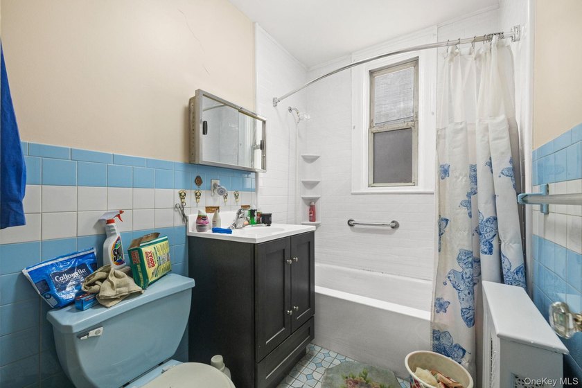 Unlock the potential of this solid three-unit brick building - photo 21