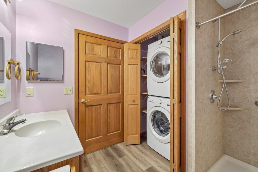 Welcome to this beautifully maintained and move in ready 3 - photo 21