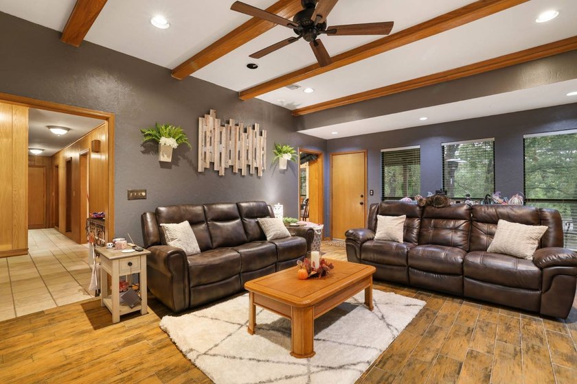 Welcome to your dream retreat in Coleman, Oklahoma! This - photo 5