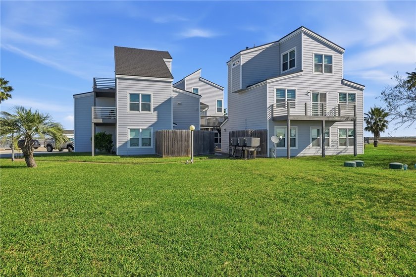 Welcome to your own slice of paradise in the highly sought after - photo 2