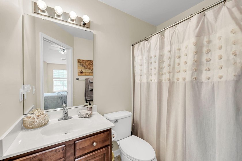 Welcome to The Gates at Fenwick Plantation! This move-in-ready - photo 12