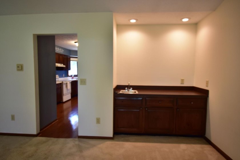 Welcome to Easy Living! This beautiful 2-bedroom, 2-bath - photo 14