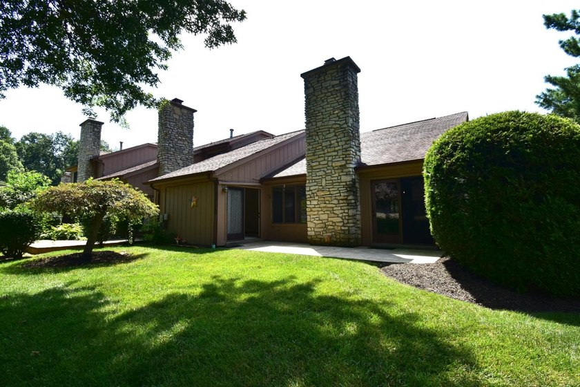 Welcome to Easy Living! This beautiful 2-bedroom, 2-bath - photo 33