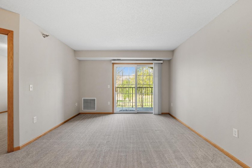 This beautifully maintained 1st Floor condo delivers comfort and - photo 11