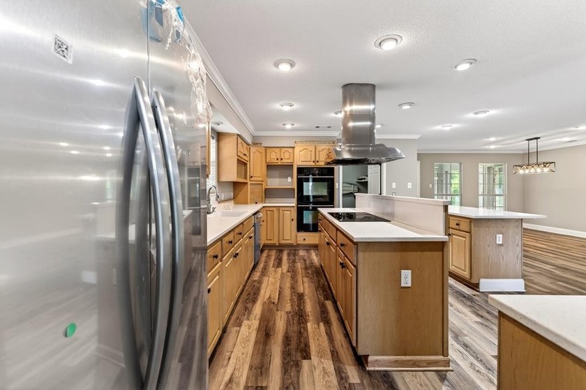 Welcome home! This beautifully maintained property is move in - photo 16