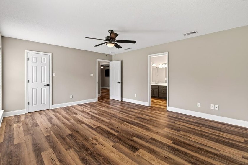 Welcome home! This beautifully maintained property is move in - photo 26