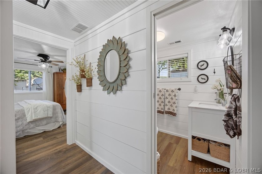 Experience the perfect blend of natural beauty and modern - photo 20