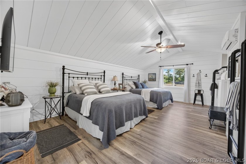 Experience the perfect blend of natural beauty and modern - photo 25