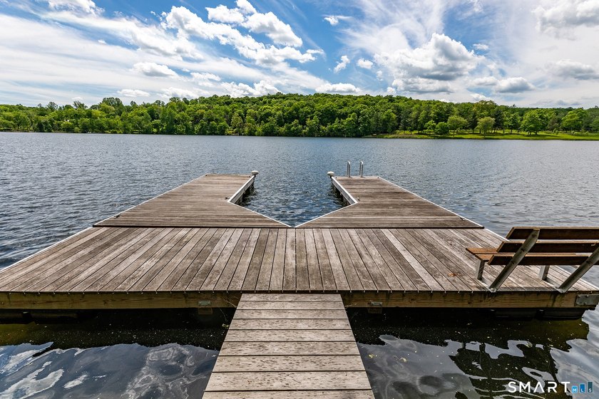 Rare direct waterfront opportunity on Lake Waramaug with - photo 4