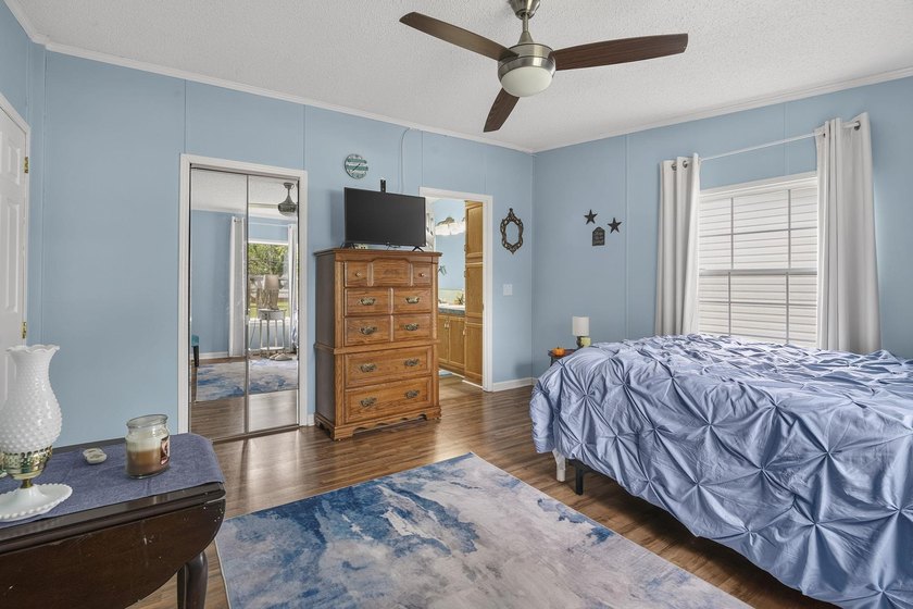 Welcome to 212 Captains Dr in the charming Captains Cove - photo 25