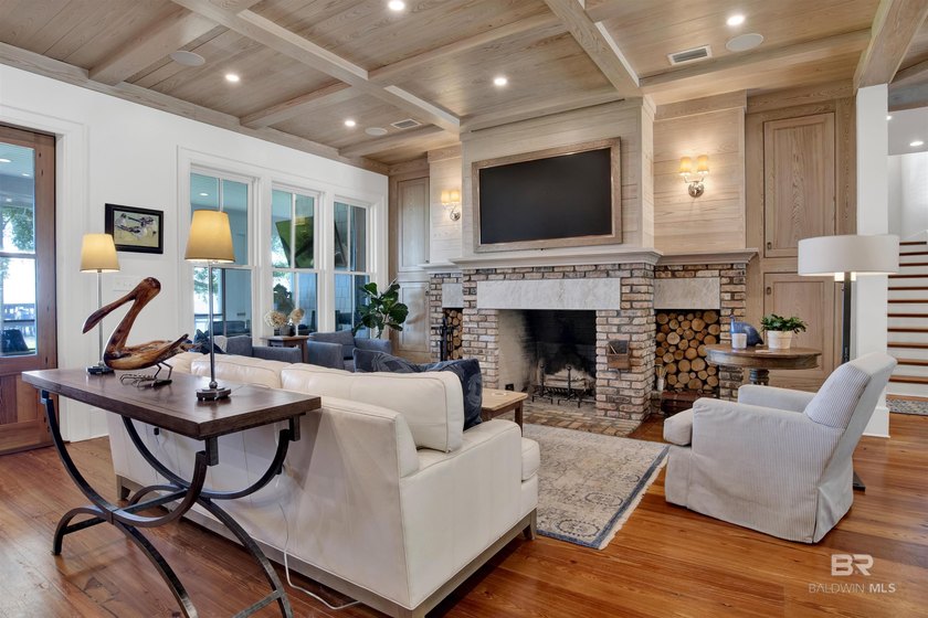 With 114' feet of waterfront on the Mobile Bay, this bay front - photo 31